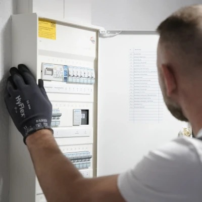 PV-Anlage: Preise pro kWp inkl. Montage – klar, ehrlich PV-Anlage: Preise pro kWp inkl. Montage – klar, ehrlich