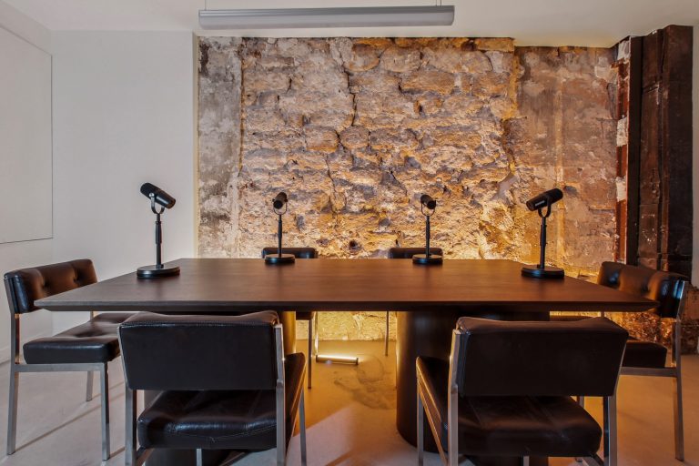 Studio vidéo Paris et studio podcast Paris : votre espace clé en main