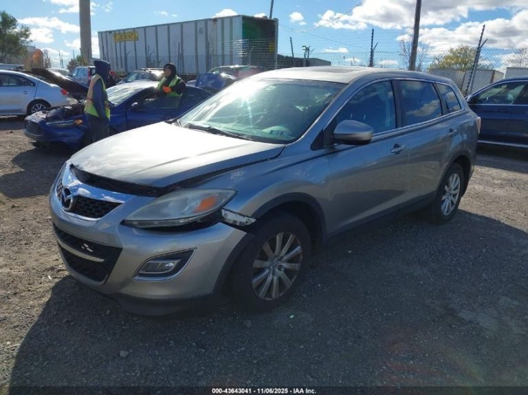 Damaged accident cars for sale and rebuildable buys explained