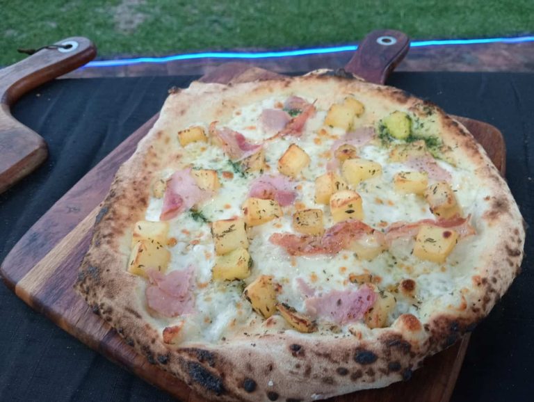 Authentic Stone-Baked Pizzas for Your Event