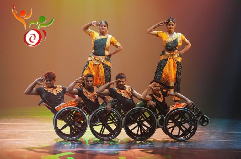 Memorable Entertainment for Awards Ceremonies and Large-Scale Events