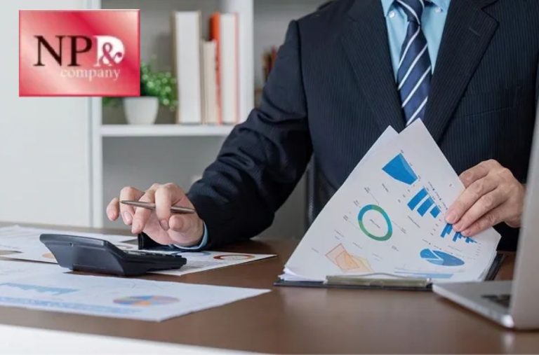 Efficient Financial Oversight for UK Businesses Efficient Financial Oversight for UK Businesses