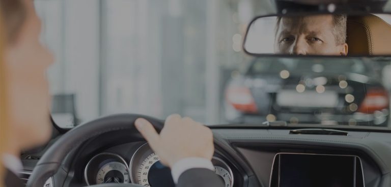 Luxurious Dubai transport: impressive chauffeur-driven stretch limousine options