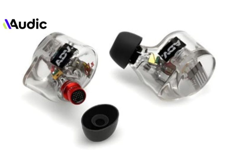 اقتناء سماعات ألعاب عبر الإنترنت في الكويت: دليلك الشامل لاختيار الصوت والراحة