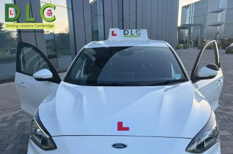 Book Driving Lessons Cambridge for Expert Instruction and Flexible Scheduling