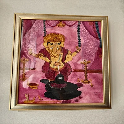 Handmade Painting of Lord Krishna Featuring Divine Artistic Detail and Spiritual Elegance Handmade Painting of Lord Krishna Featuring Divine Artistic Detail and Spiritual Elegance