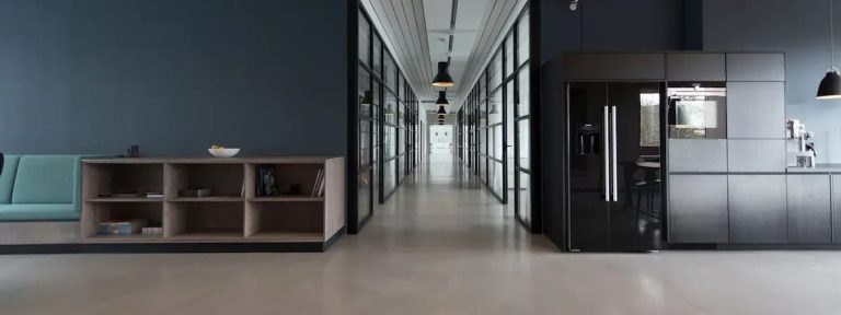 محامي منازعات تجارية الرياض دليل عملي لتسوية النزاعات التعاقدية وتمثيل الشركات